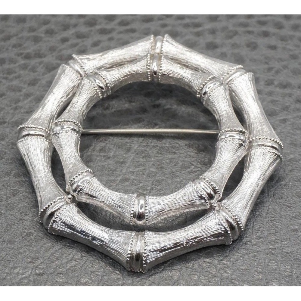 Vintage Monet Bamboo Modernist Design Circle Brooch Pin Silver Tone